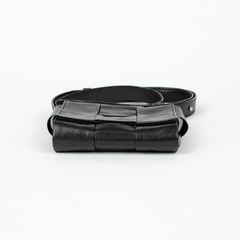 BOTTEGA VENETA Intrecciato Candy Cassette 迷你斜背包 667048-4