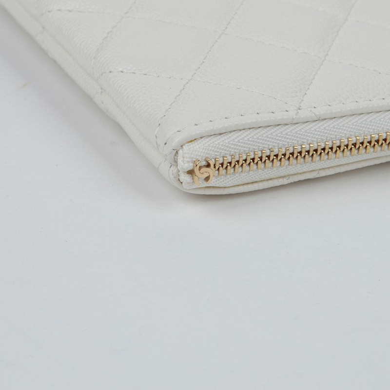 CHANEL Caviar Skin 經典新款中型手拿包 A82545-8