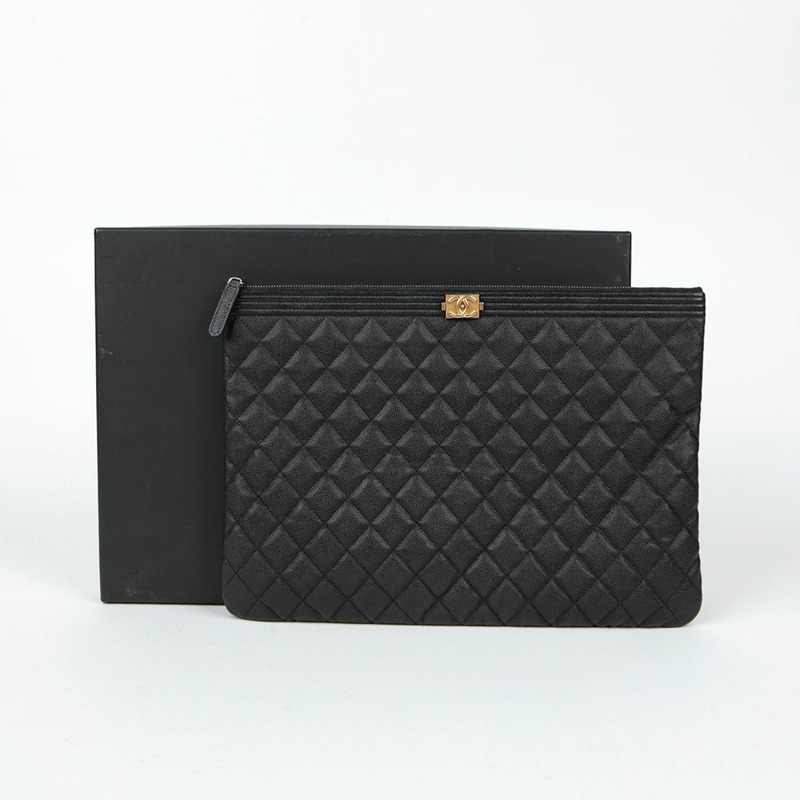 CHANEL Caviar Skin Boy 大號手包 A84407-0