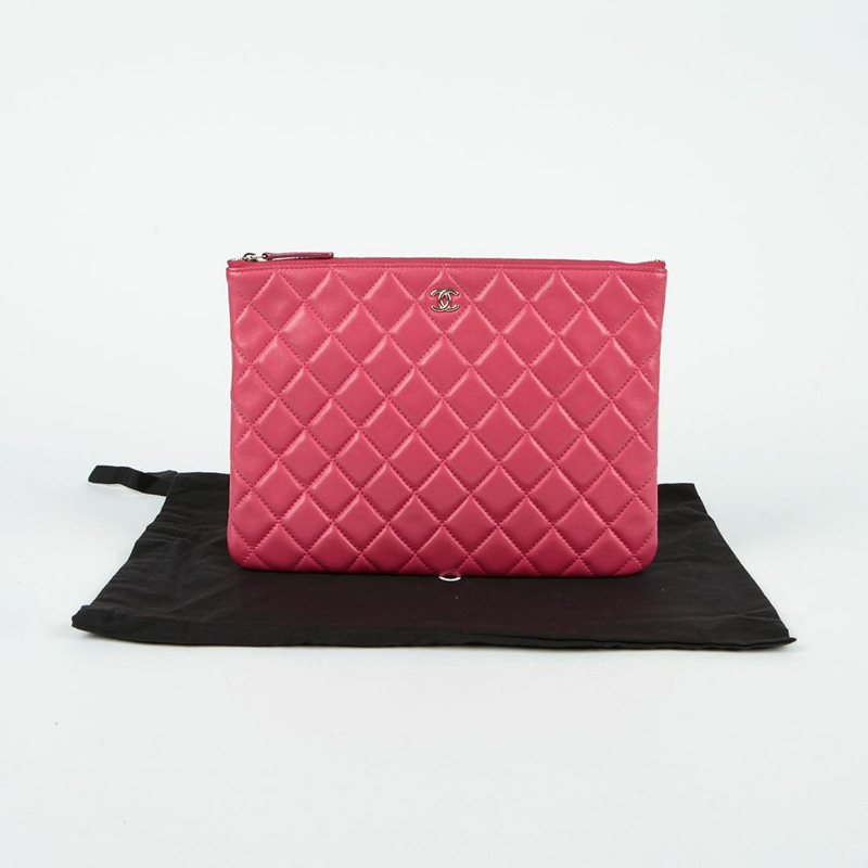 CHANEL 經典新款中型手拿包 A82545-0