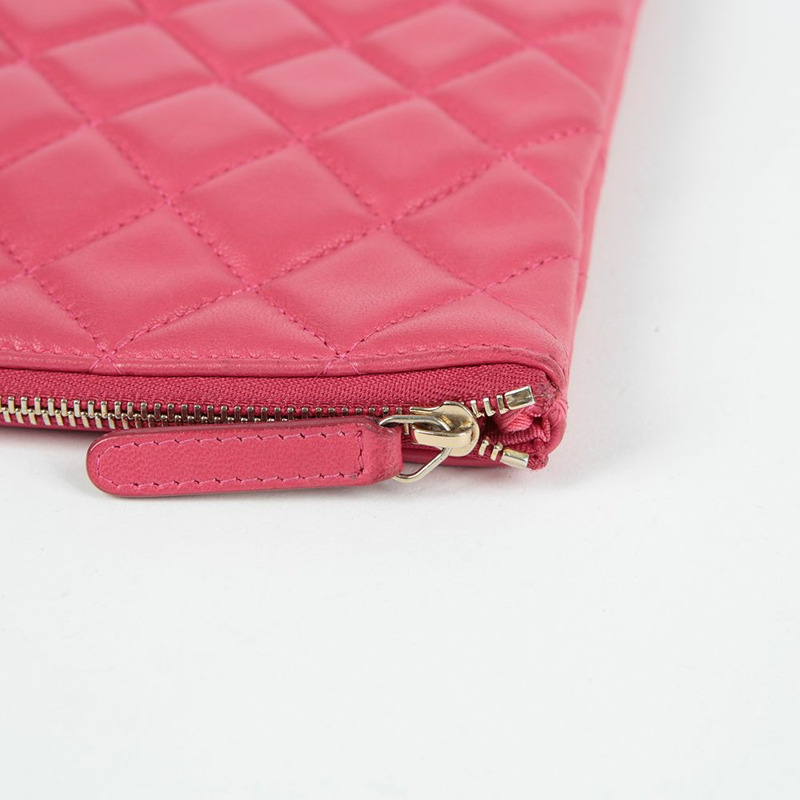 CHANEL 經典新款中型手拿包 A82545-8