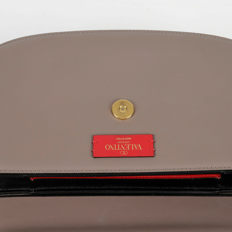 VALENTINO V 標誌 Superbee 斜背包 2B0G09-8