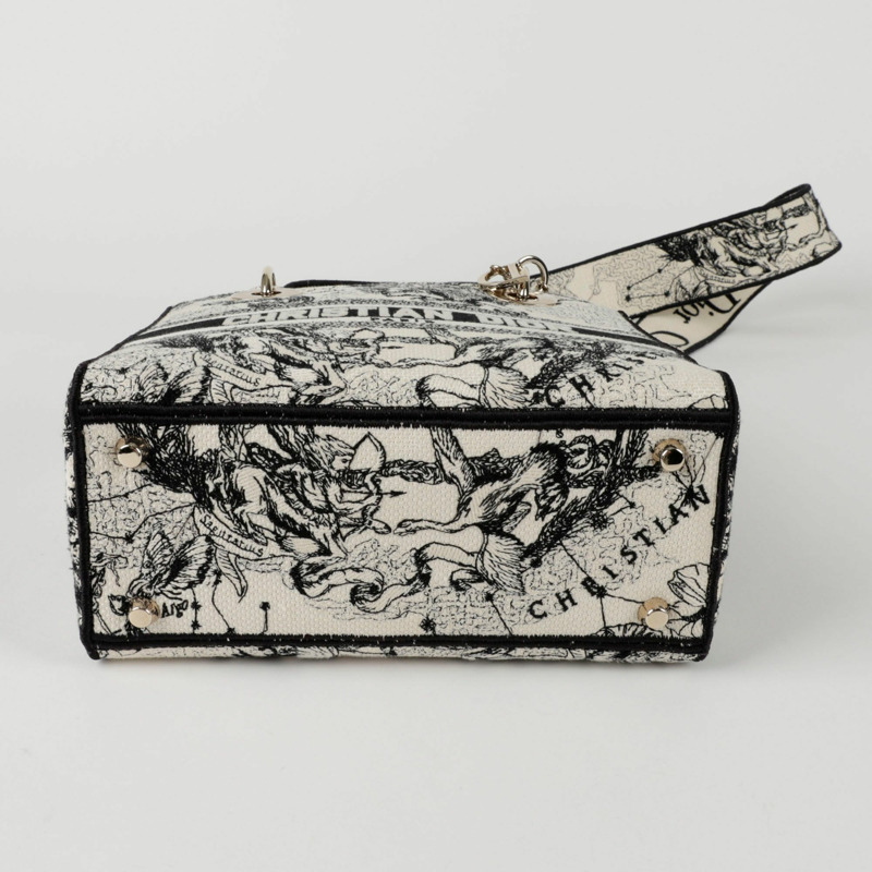 【包稅】DIOR M0565ORHZ Lady Di 輕量中型手提單肩包-6