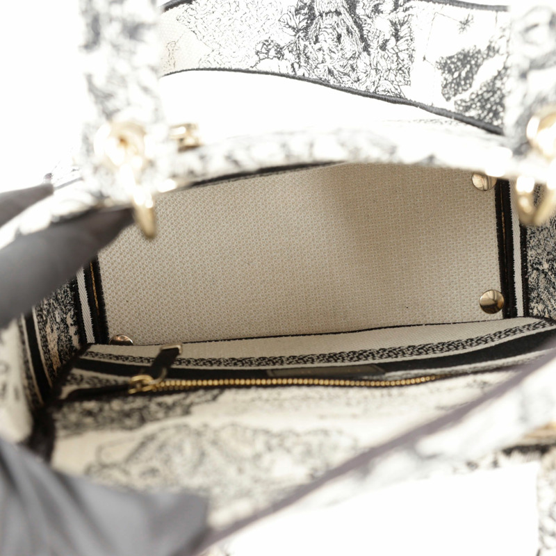 【包稅】DIOR M0565ORHZ Lady Di 輕量中型手提單肩包-9