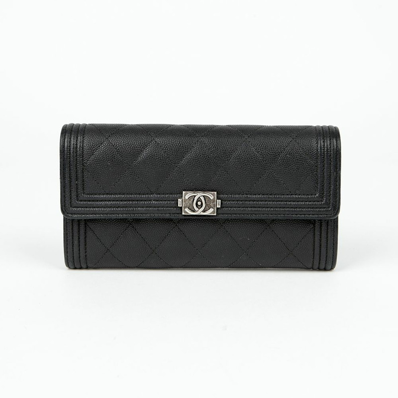 CHANEL Caviar Skin Boy 經典長版皮夾 A80286-1