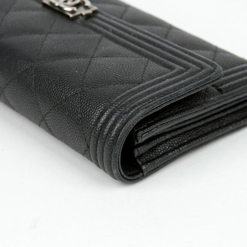 CHANEL Caviar Skin Boy 經典長版皮夾 A80286-11