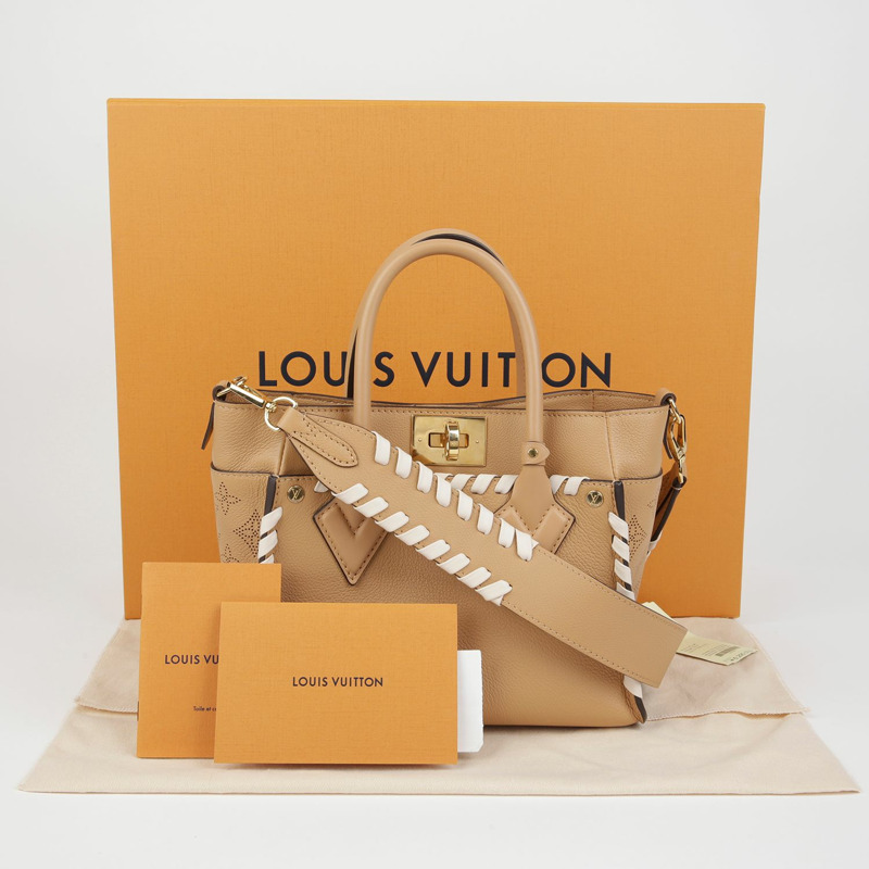 LOUIS VUITTON On My Side PM 尺寸托特單肩包 M21585-0