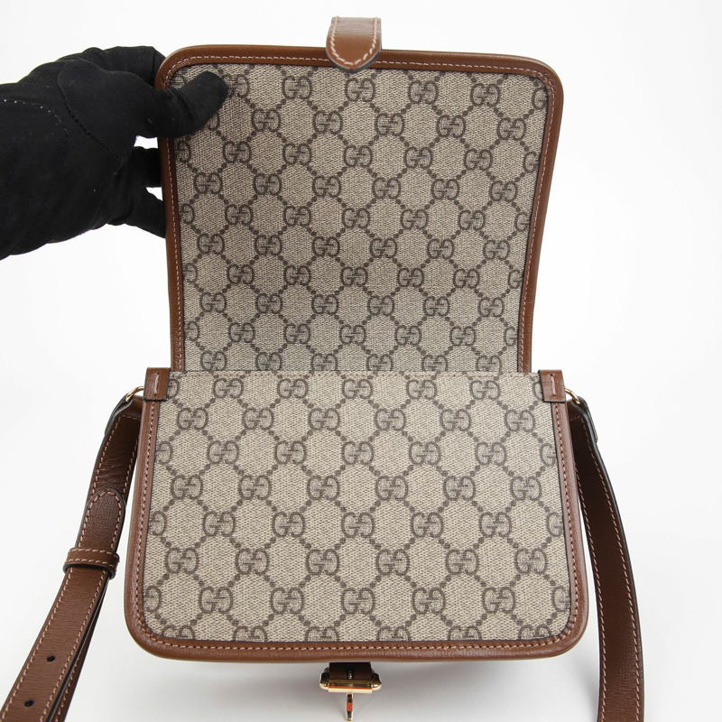 GUCCI 互扣式 G 迷你斜背包 671620-6
