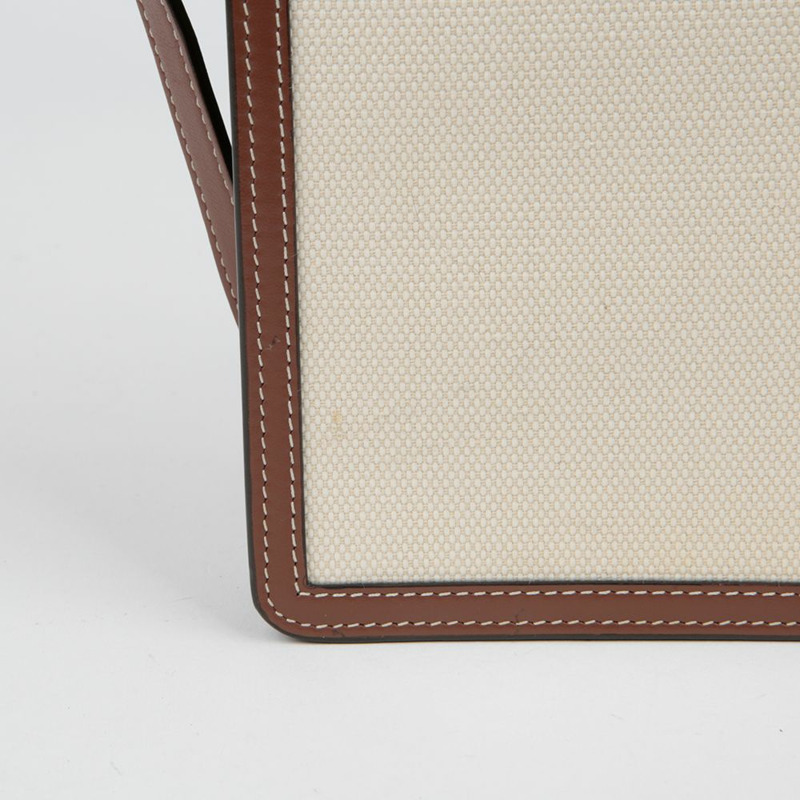 BURBERRY 8031649 TB Romyn 迷你肩斜背包-3