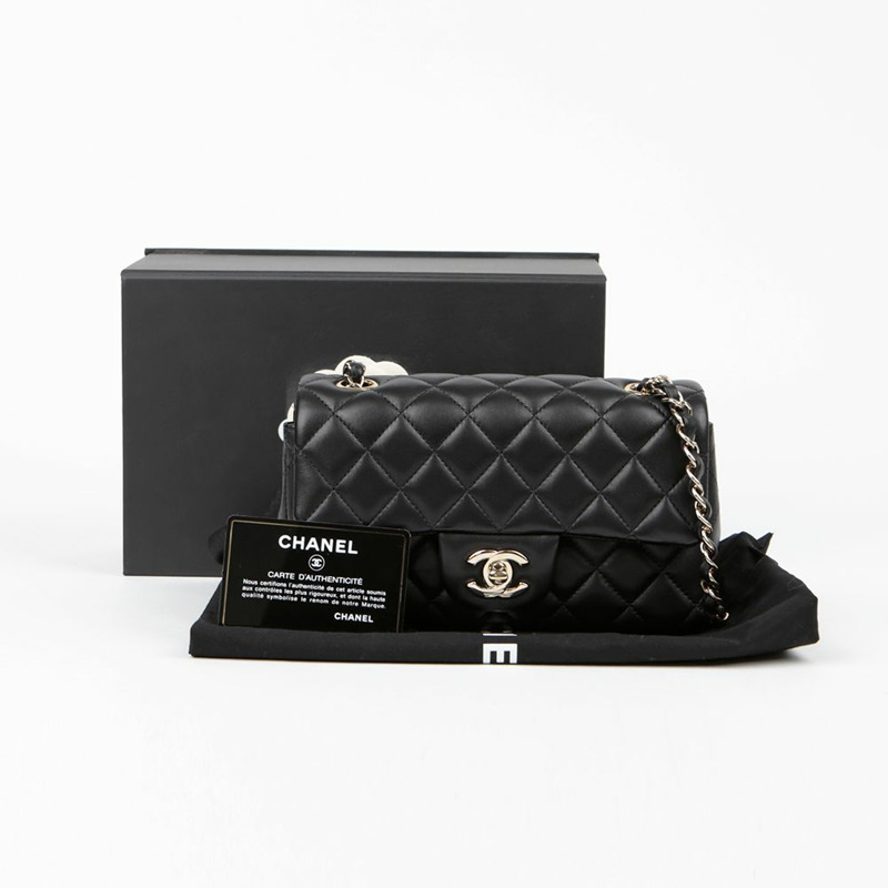 CHANEL 經典新款迷你肩斜背包 A69900-0