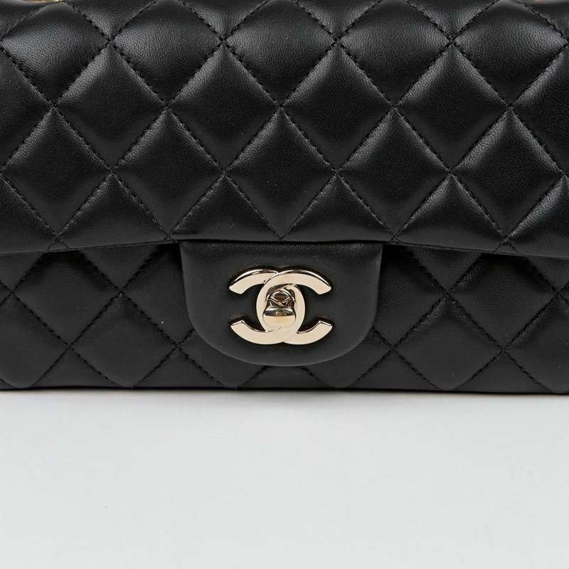 CHANEL 經典新款迷你肩斜背包 A69900-2