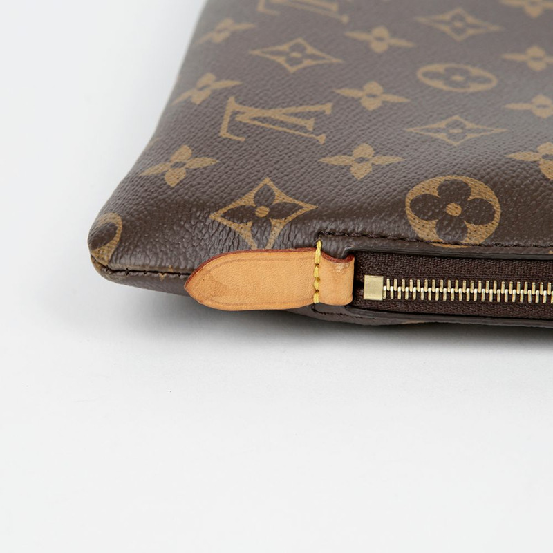 LOUIS VUITTON Etuit Voyage MM 手拿包 M44499-4