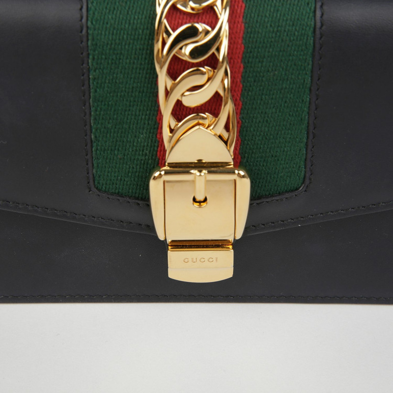 GUCCI Silvie 超迷你鏈肩斜背包 494646-2