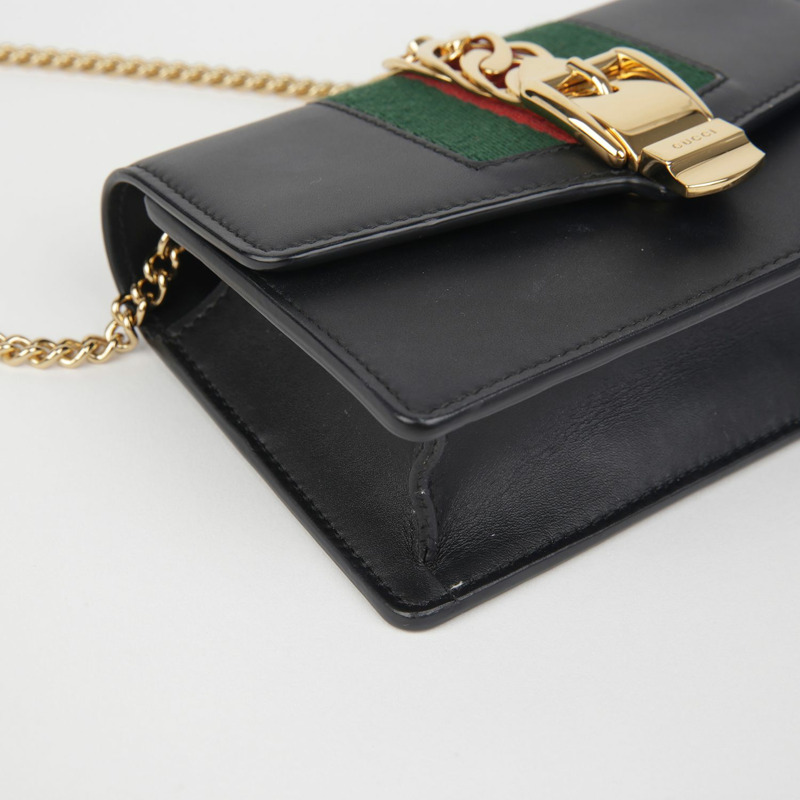 GUCCI Silvie 超迷你鏈肩斜背包 494646-6
