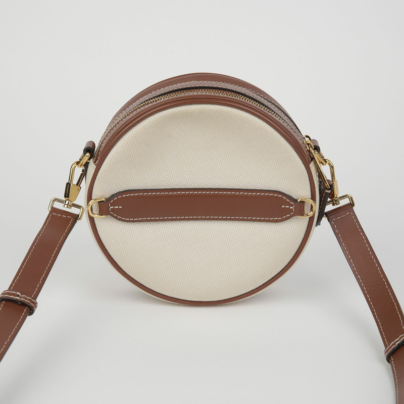 BURBERRY Louis 圓形肩斜背包 8036715-3