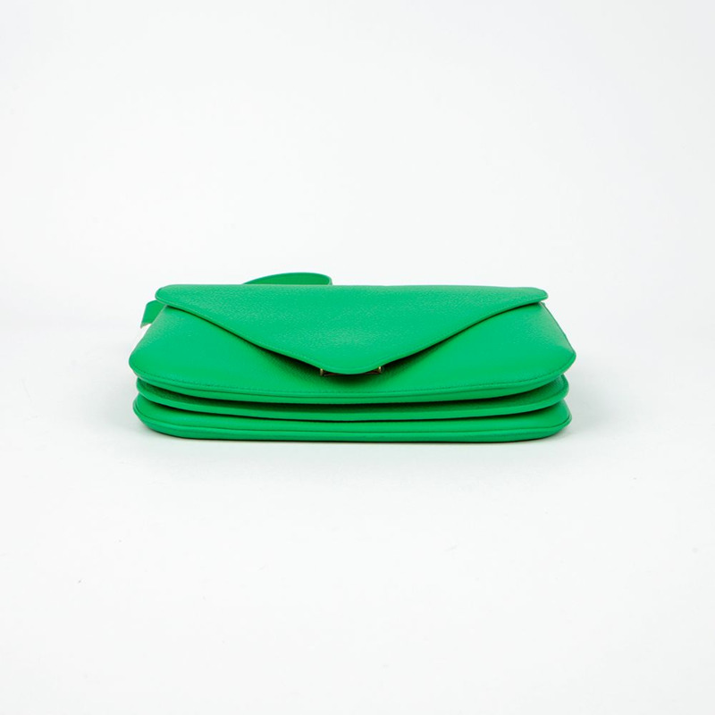 BOTTEGA VENETA 信封式粗體肩背包 667398-4