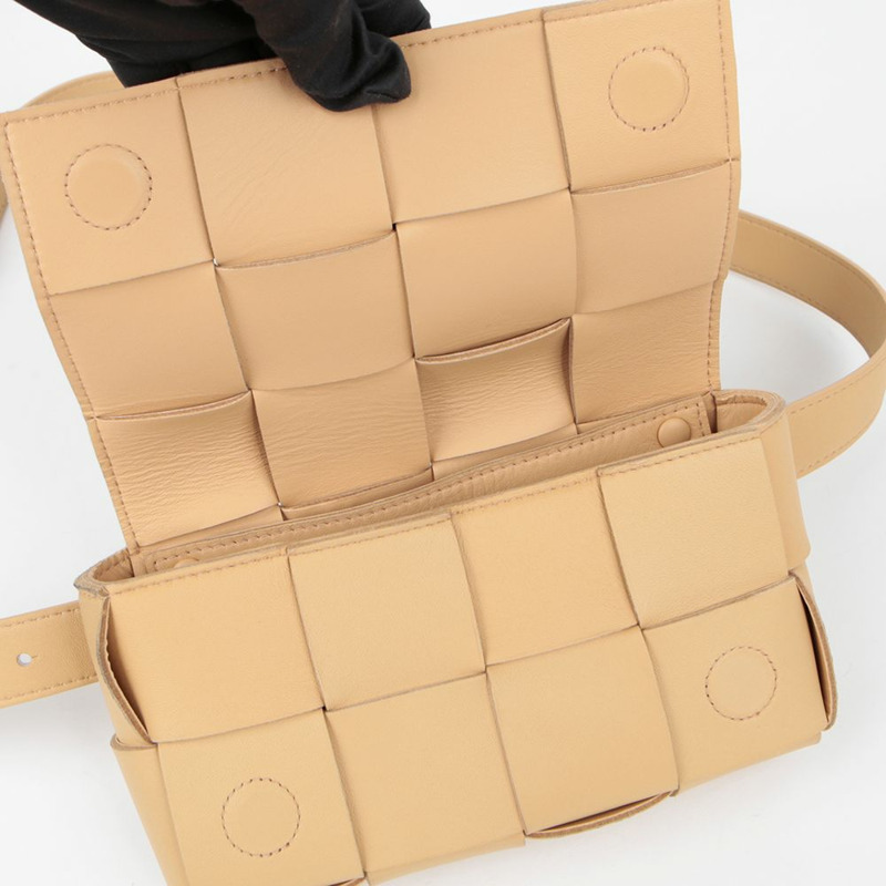 BOTTEGA VENETA 卡式腰包 668572-7