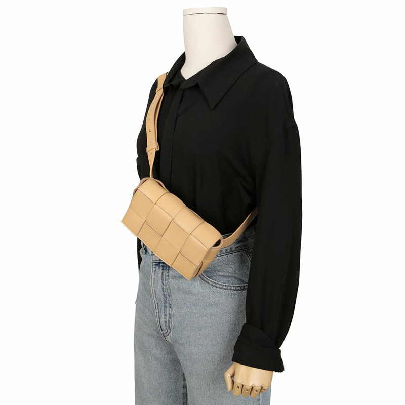 BOTTEGA VENETA 卡式腰包 668572-9