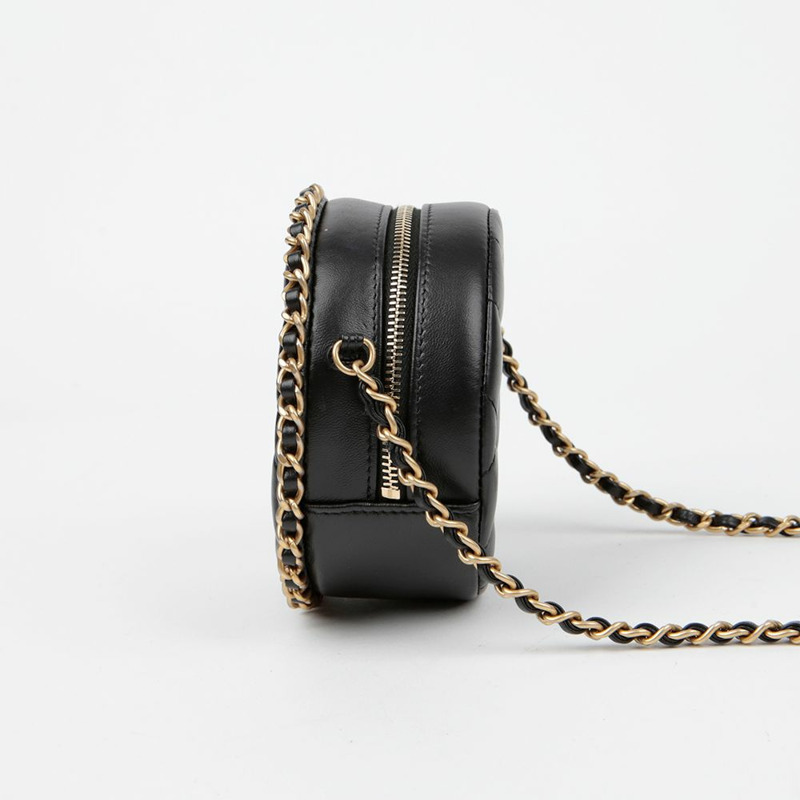 CHANEL AP0739 小羊皮圓形跑鏈肩斜背包-4
