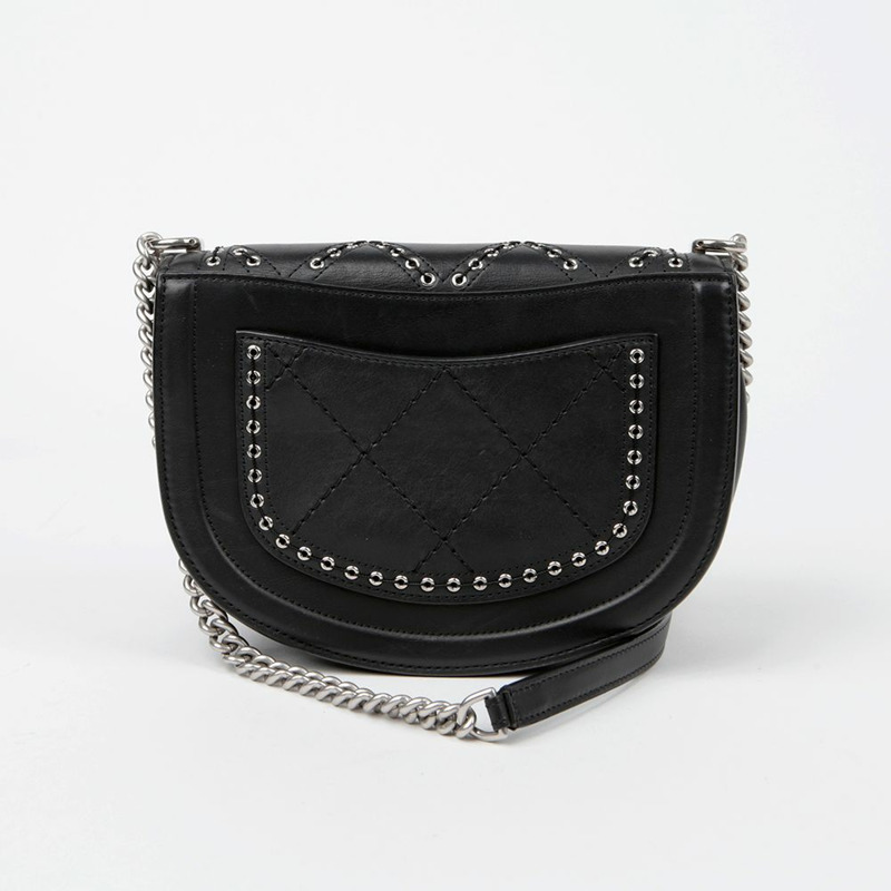 【包稅】CHANEL A69993 CC Logo 鏤空圓形翻蓋肩斜背包-2