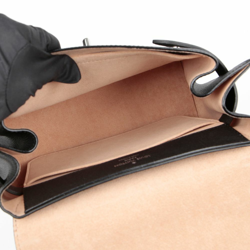 LOUIS VUITTON M53937 Lockme Ever BB 手提單肩包-9