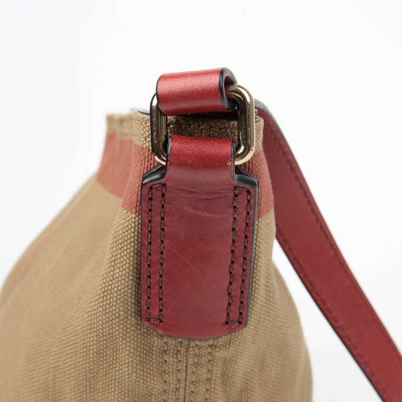 BURBERRY Ashby 小號流蘇斜背包 4020485-7