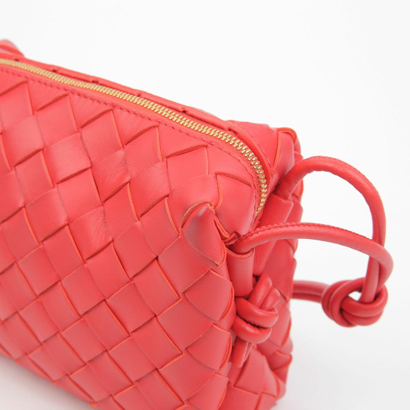 【包稅】BOTTEGA VENETA 680254 Loop 迷你肩斜背包-5