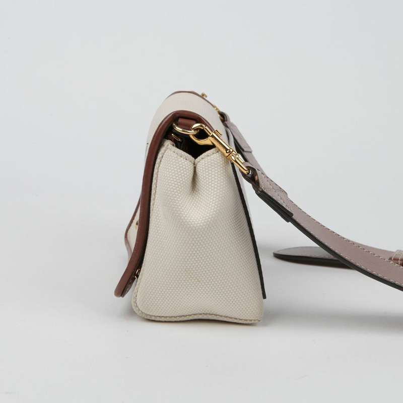 BURBERRY Huckleberry 單肩斜挎包 8051844-5