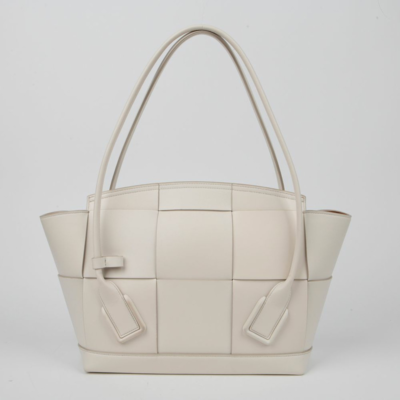 BOTTEGA VENETA 中型 Arco 托特單肩包 598244-4