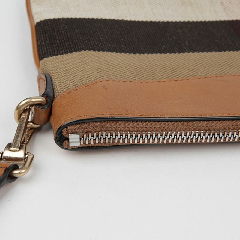 BURBERRY Peyton 斜背包 4003965-9