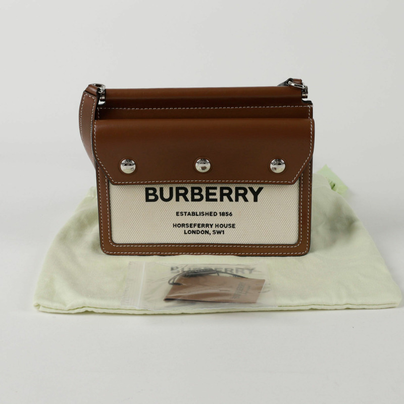 BURBERRY Hospery Title 口袋肩斜背包 8014611-0