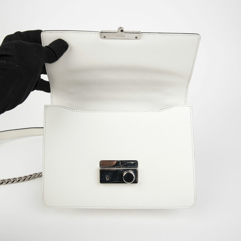 PRADA 1BD034 掛鎖鏈條單肩斜背包-9