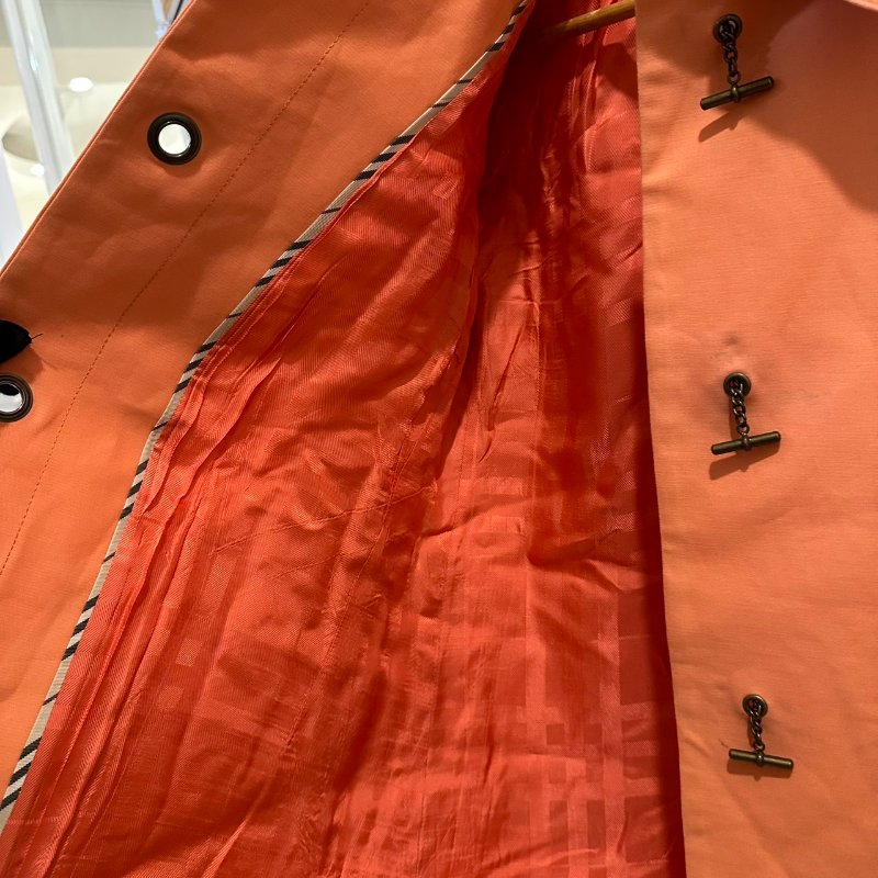【美收精品】BURBERRY 螢光橘色風衣 4-107【隔月月中將轉賣至日本 上架期限30天】-10