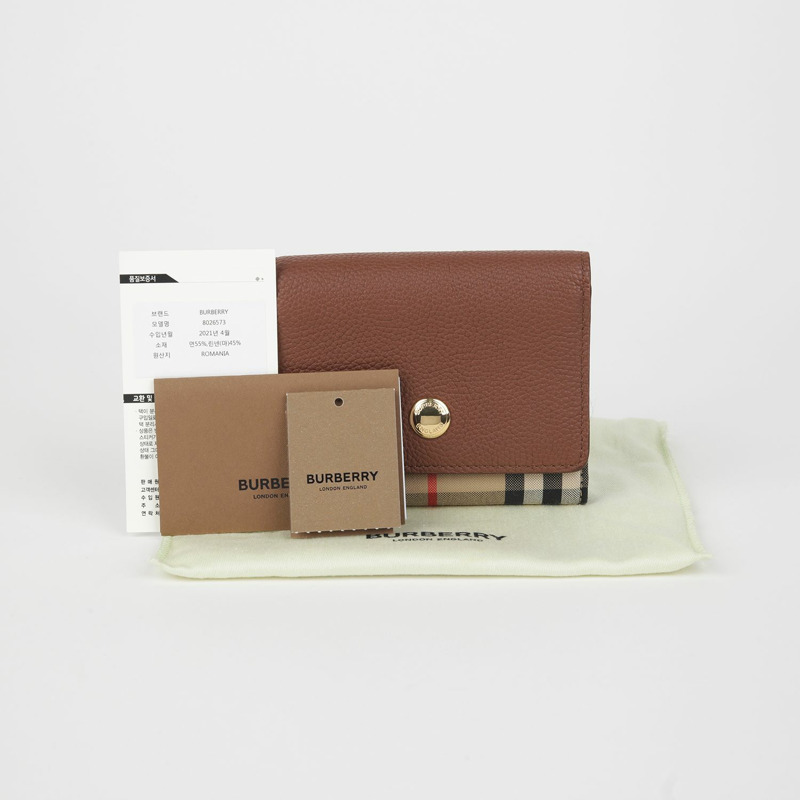 BURBERRY 蘭開斯特錢包 8026573-0