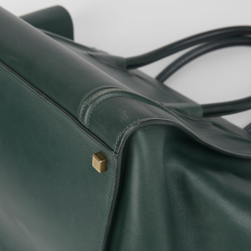 CELINE Phantom Luggage 中型手提包 169953-10