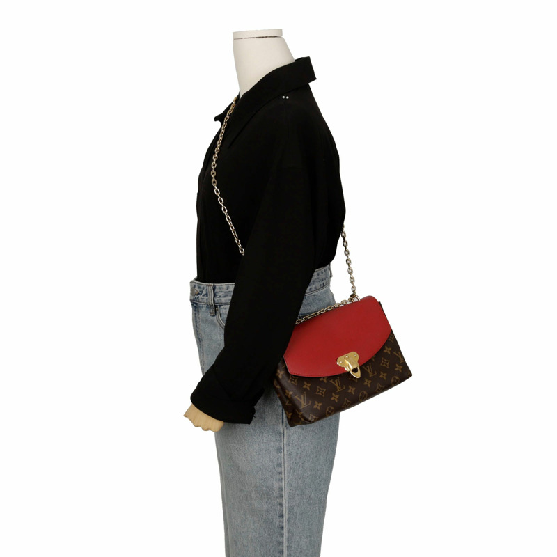 LOUIS VUITTON M43713 純色 Placid 鏈條單肩斜背包-10