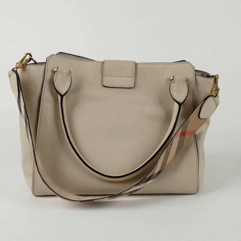 BURBERRY 中型扣環托特單肩包 4029030-6