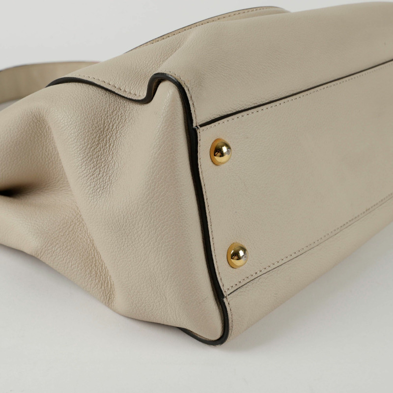 BURBERRY 中型扣環托特單肩包 4029030-13