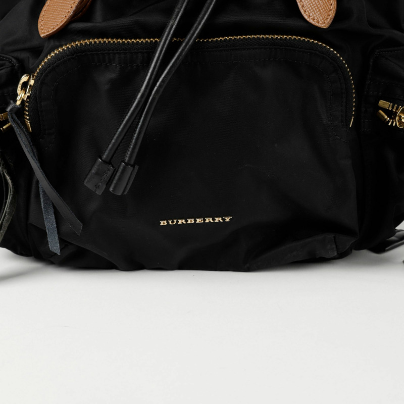 BURBERRY Technical 中 Lux 背包 4016622-1