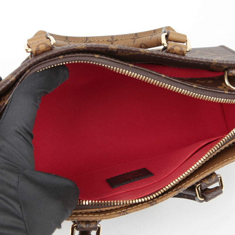 LOUIS VUITTON M46653 OnTheGo East West 手提單肩包-6