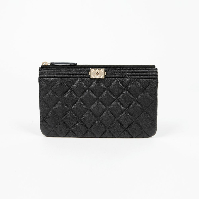 CHANEL Caviar Skin Boy 小袋 AP0992-1