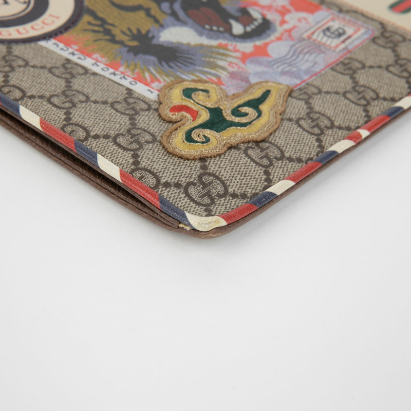GUCCI GG Supreme Courier 手拿包 473915-4
