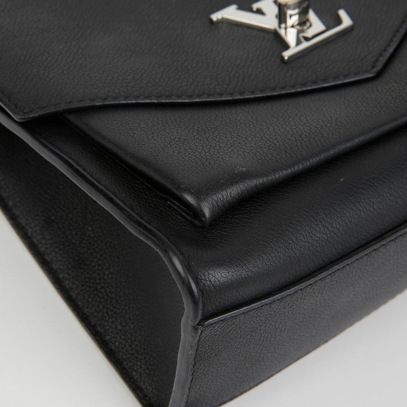 LOUIS VUITTON M51418 My Lock Me BB 鏈條肩斜背包-8