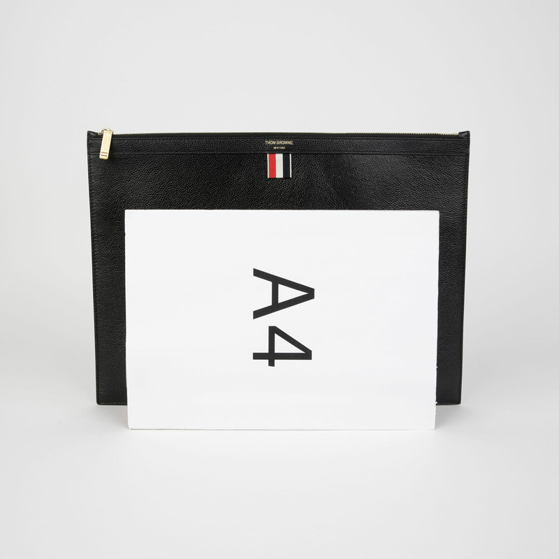THOM BROWNE MAC020L 三條紋拉環大手包-6