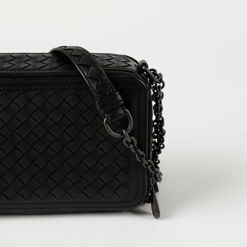 BOTTEGA VENETA Intrecciato 編織方肩斜背包 547305-1