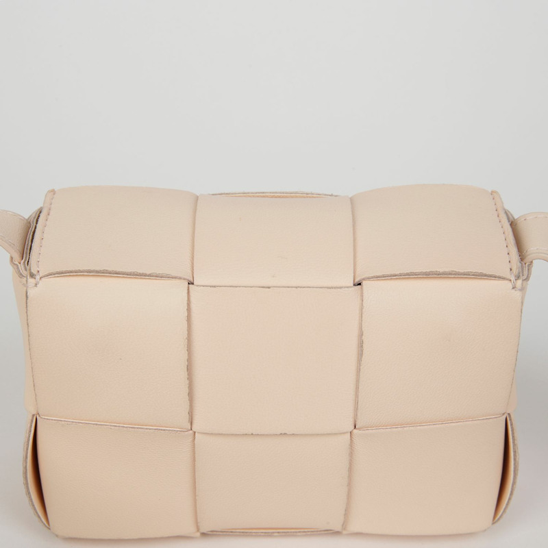 BOTTEGA VENETA Candy Cassette 迷你肩斜背包 666688-3