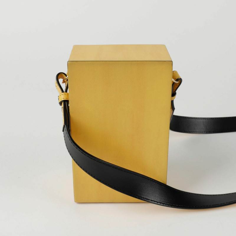 FENDI 7VA519 直式單肩斜背包-3
