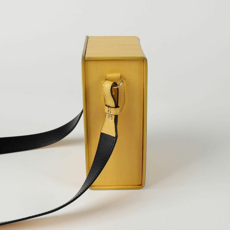 FENDI 7VA519 直式單肩斜背包-4