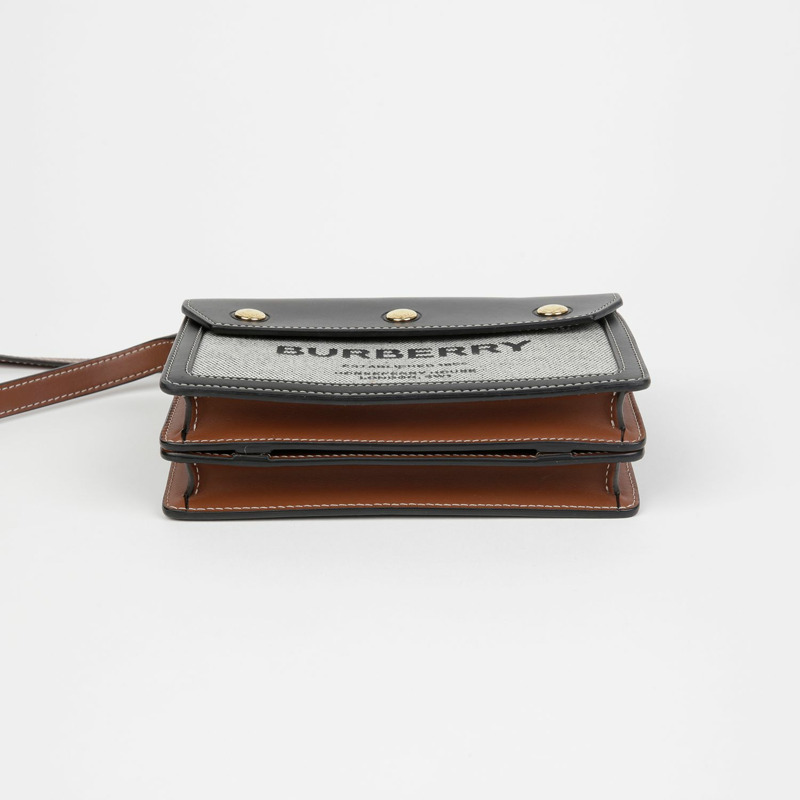 BURBERRY Pocket Horseberry Title 迷你斜背包 8042852-5