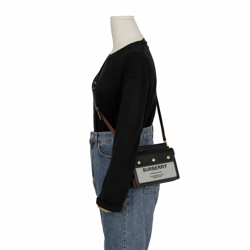 BURBERRY Pocket Horseberry Title 迷你斜背包 8042852-12